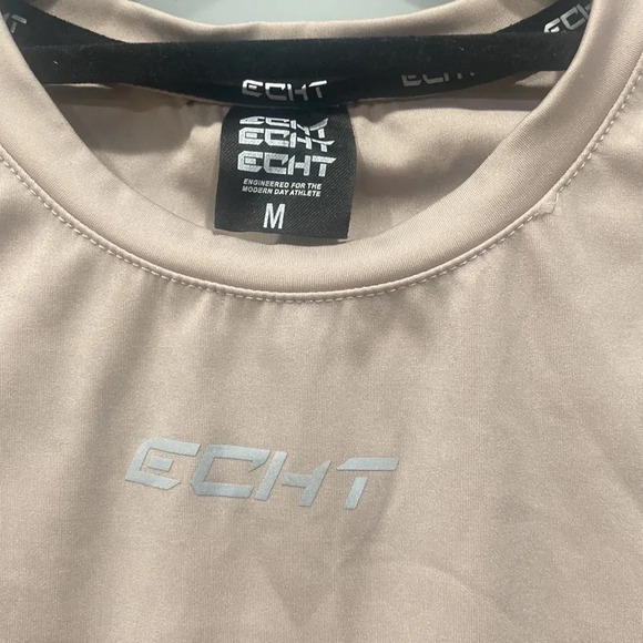 ECHT Women's Blush Pink Long Sleeve Crop Top Work Out Shirt Top Sz M - Picture 2 of 5